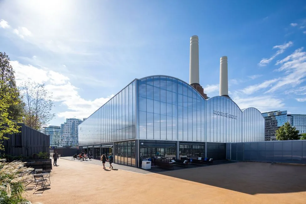 Building photo: the Rocket Padel glass hall at Battersea Power Station